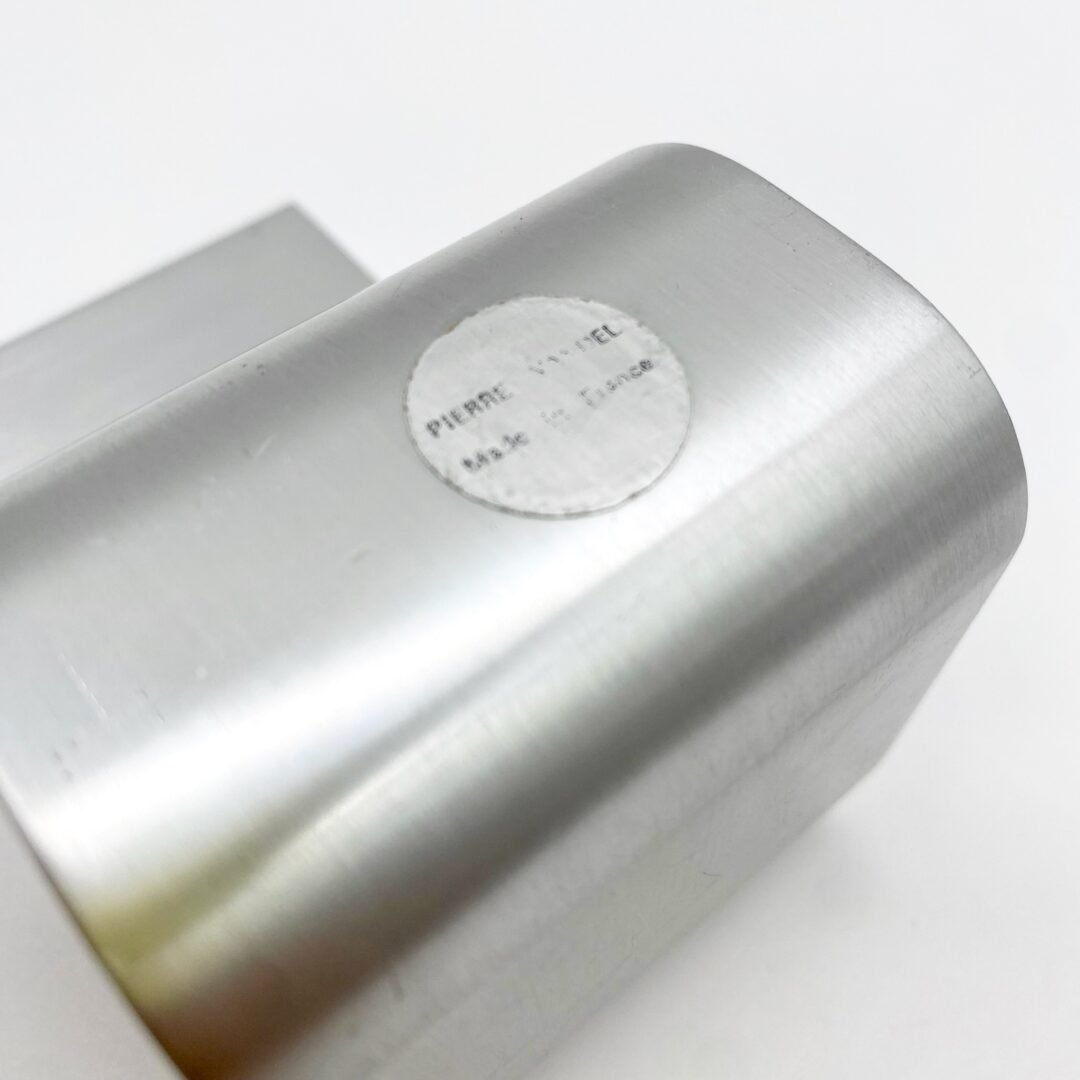 PORTE-STYLO / PRESSE-PAPIER - ALUMINIUM PAR PIERRE VANDEL – 1970s – Image 12