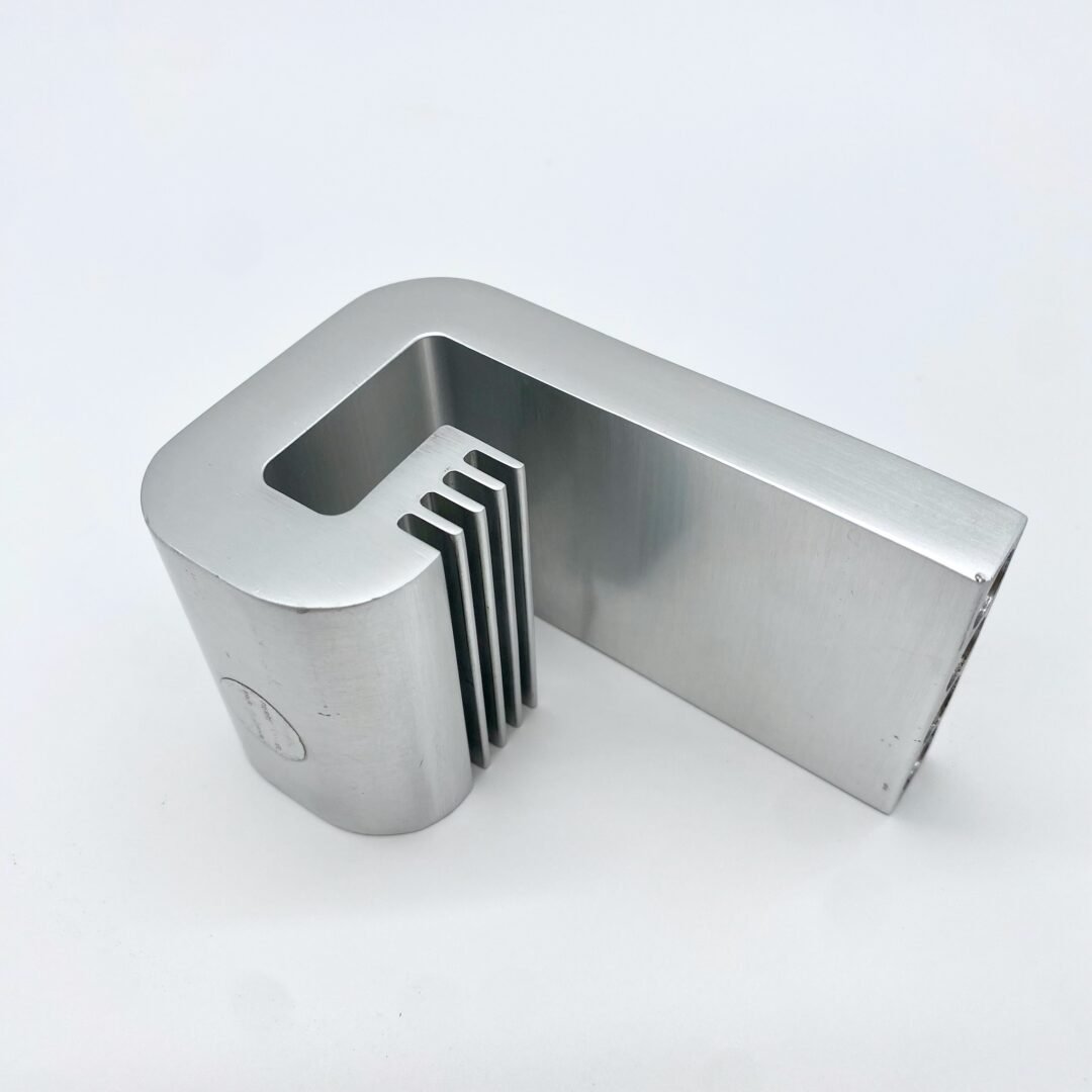 PORTE-STYLO / PRESSE-PAPIER - ALUMINIUM PAR PIERRE VANDEL – 1970s – Image 15