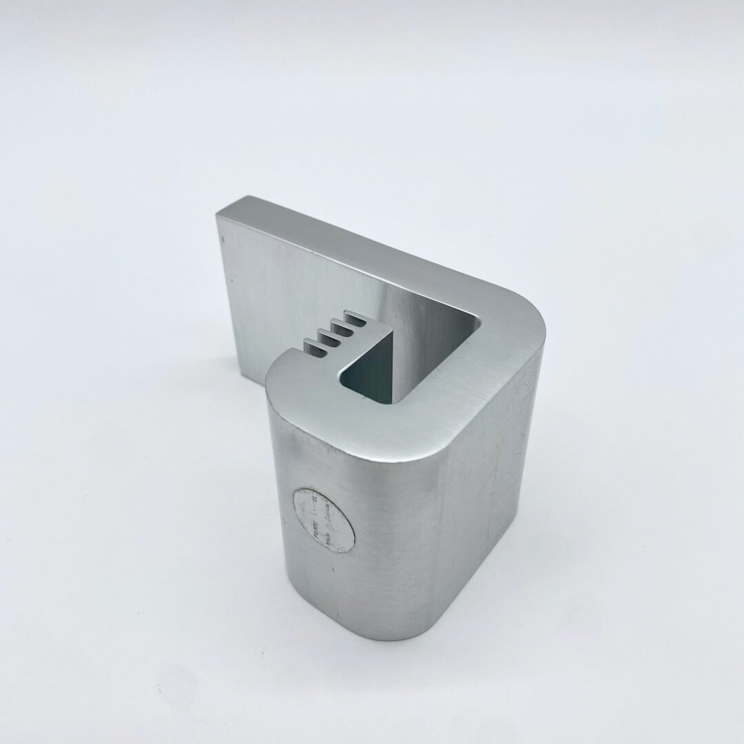 PORTE-STYLO / PRESSE-PAPIER - ALUMINIUM PAR PIERRE VANDEL – 1970s – Image 17