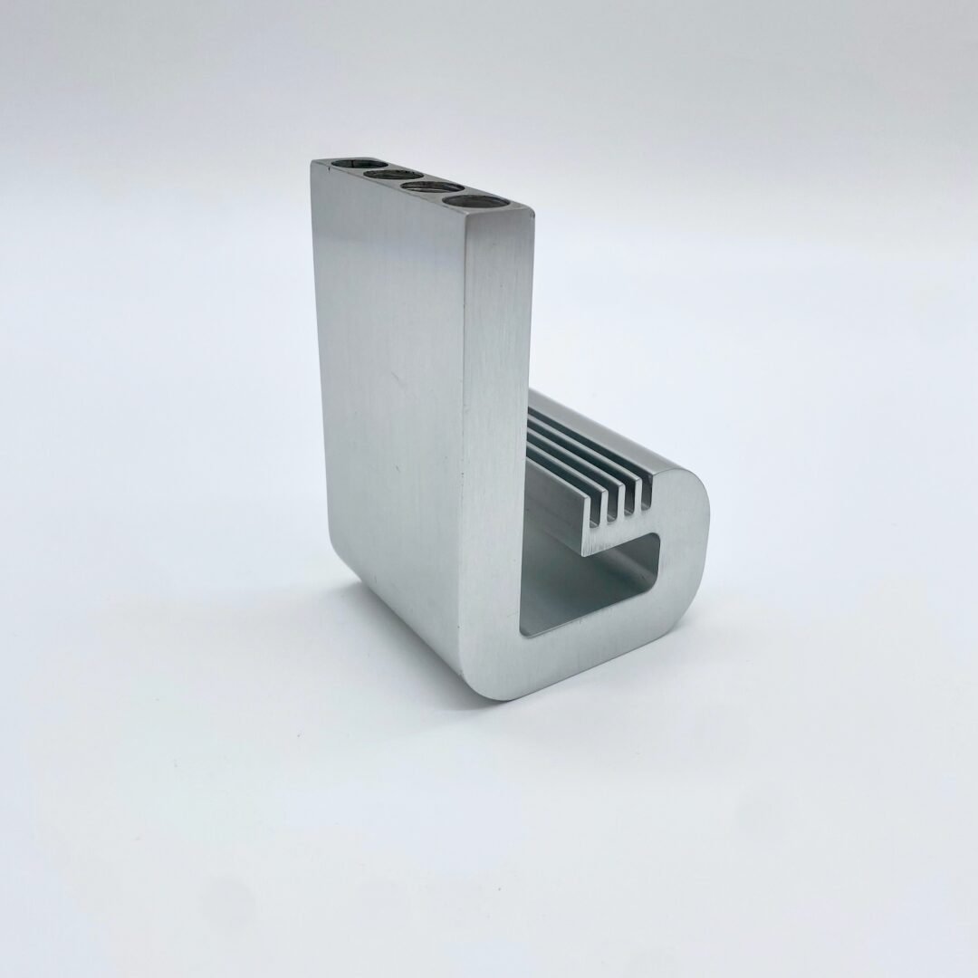 PORTE-STYLO / PRESSE-PAPIER - ALUMINIUM PAR PIERRE VANDEL – 1970s – Image 5
