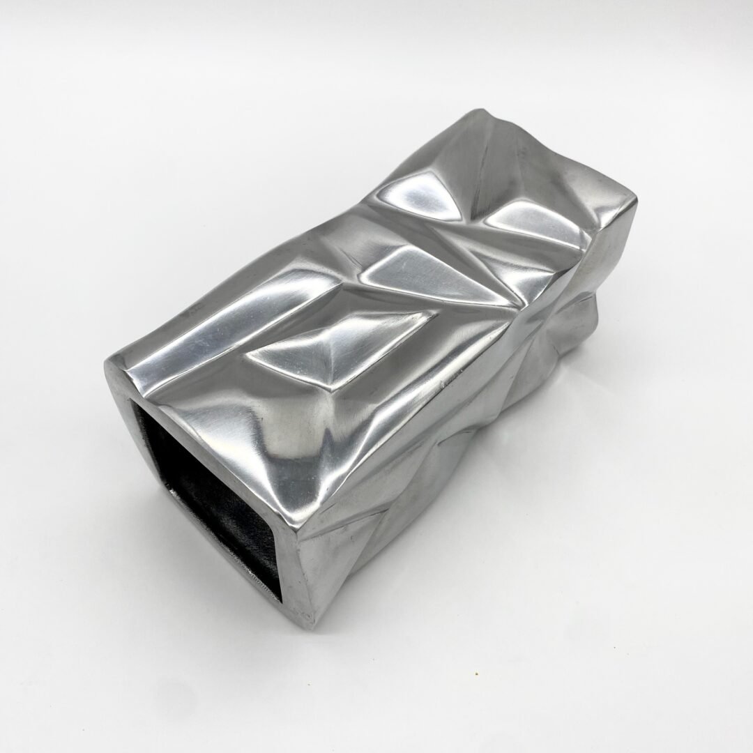 VASE "FROISSÉ" / FONTE D’ALUMINIUM – 1970s – Image 13
