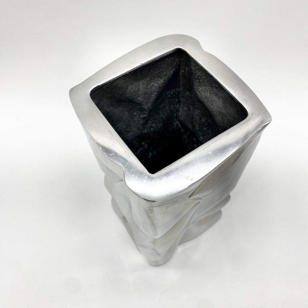 VASE "FROISSÉ" / FONTE D’ALUMINIUM – 1970s – Image 8