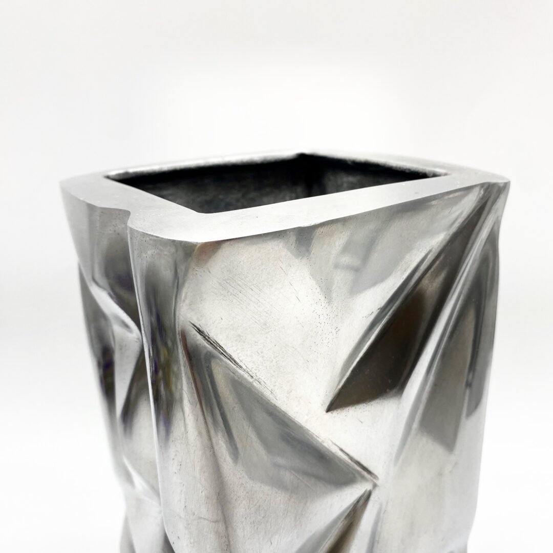 VASE "FROISSÉ" / FONTE D’ALUMINIUM – 1970s – Image 10
