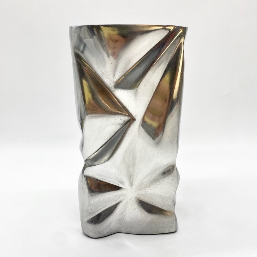 VASE "FROISSÉ" / FONTE D’ALUMINIUM – 1970s – Image 4
