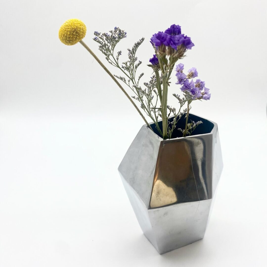 VASE "ICEBREG" / FONTE D'ALUMINIUM, ISLANDE, 1980s – Image 11