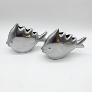 PAIRE DE VASES "POISSON" / FONTE D’ALUMINIUM – 1980s