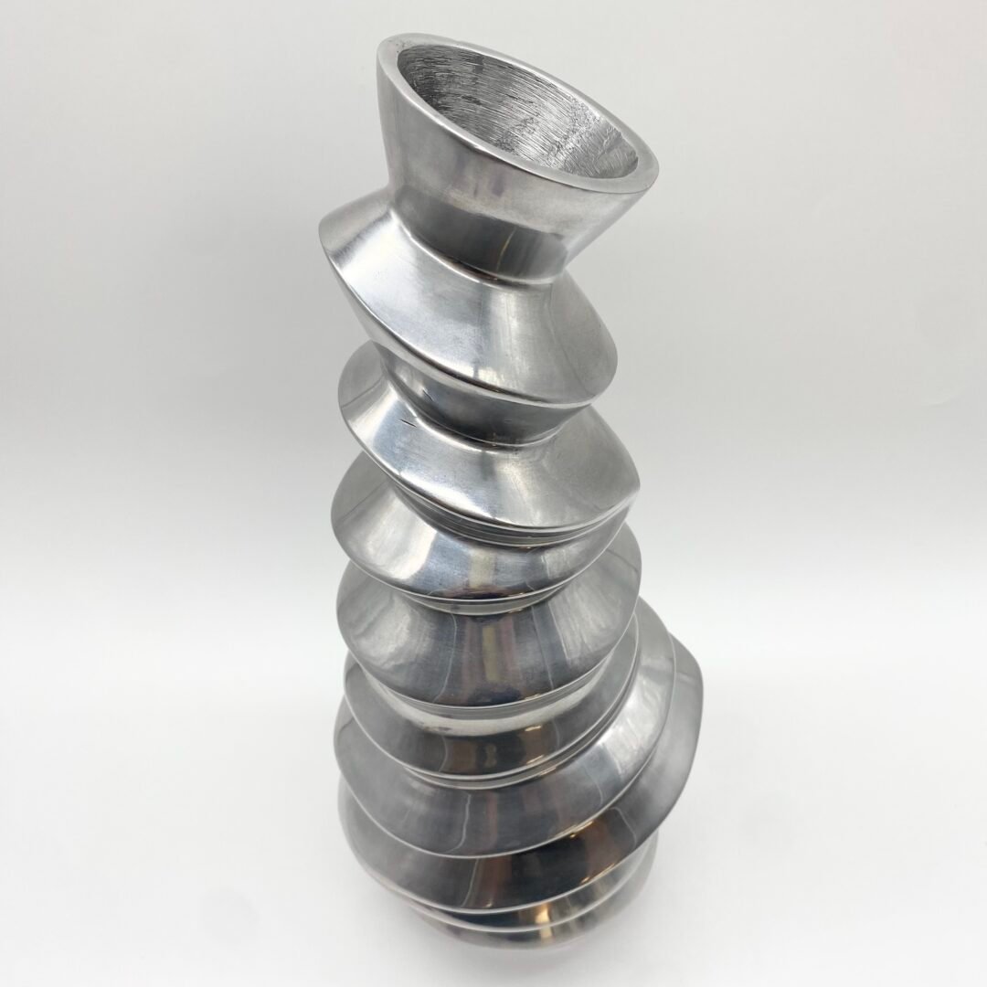 VASE "TORSADÉ" / FONTE D’ALUMINIUM – 1980s – Image 7