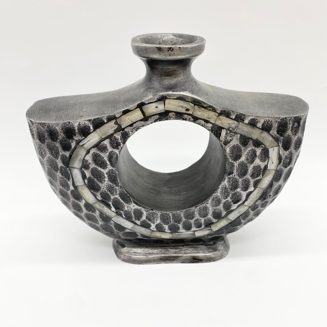 VASE "MARTELÉ  NACRE" / FONTE D’ALUMINIUM – 1980s – Image 6