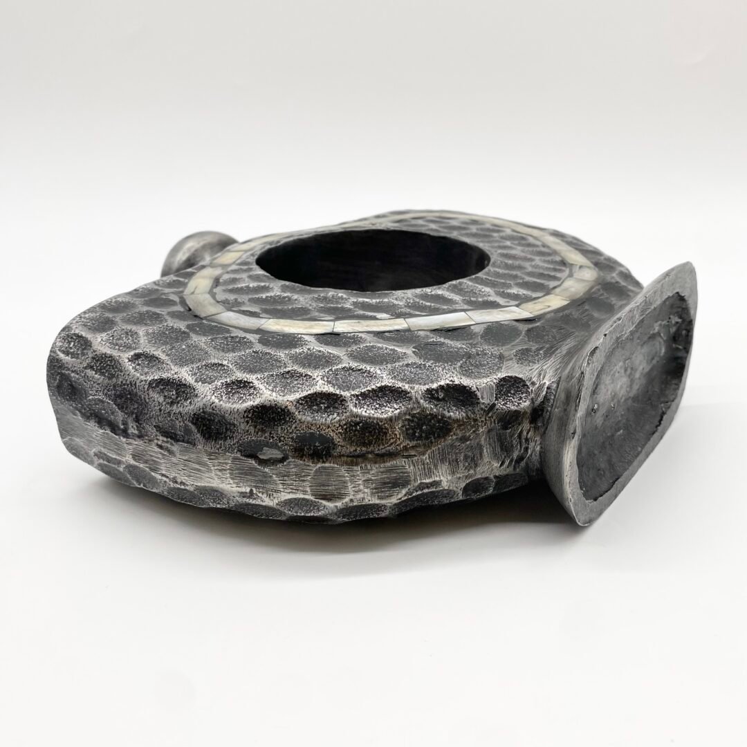 VASE "MARTELÉ  NACRE" / FONTE D’ALUMINIUM – 1980s – Image 9