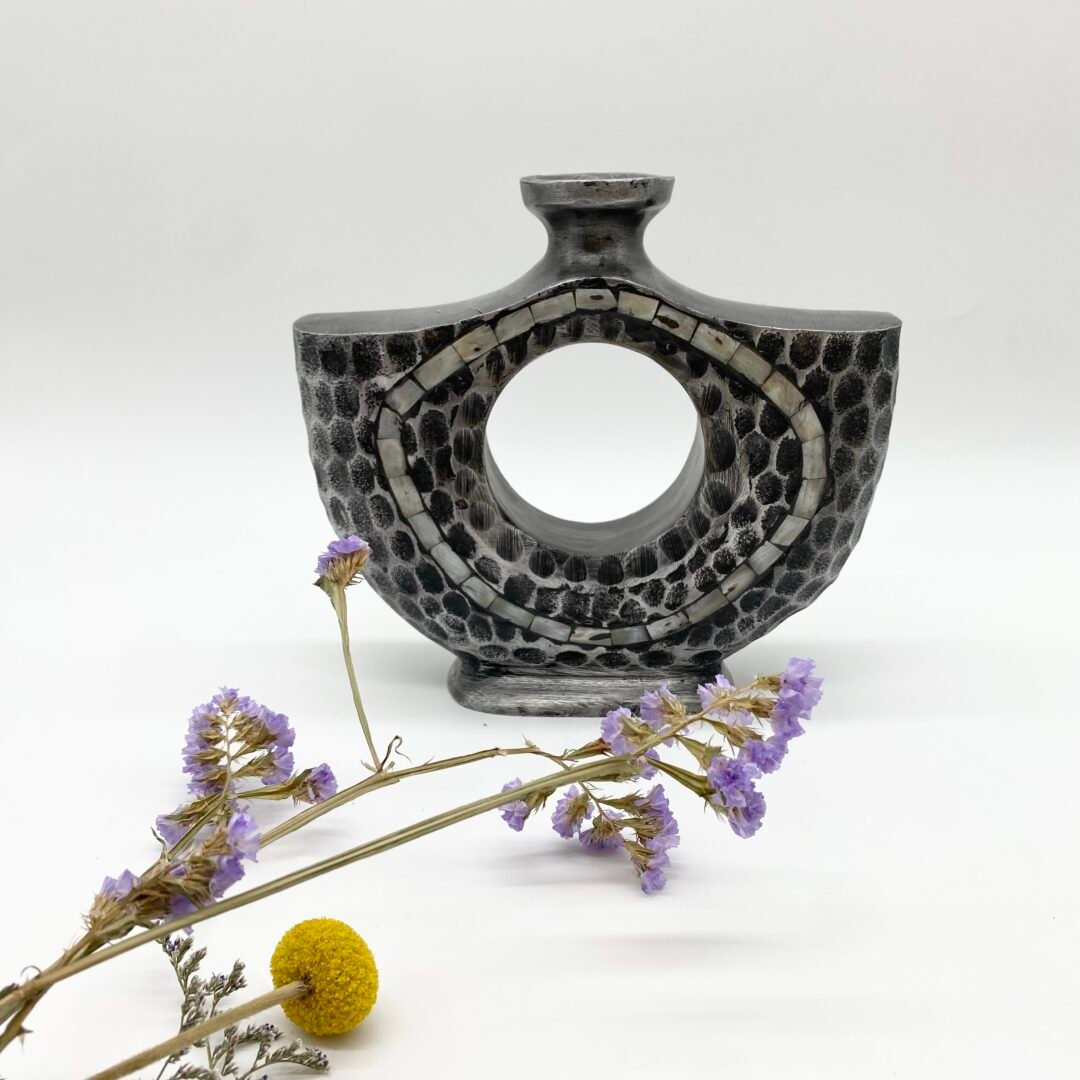 VASE "MARTELÉ  NACRE" / FONTE D’ALUMINIUM – 1980s – Image 3