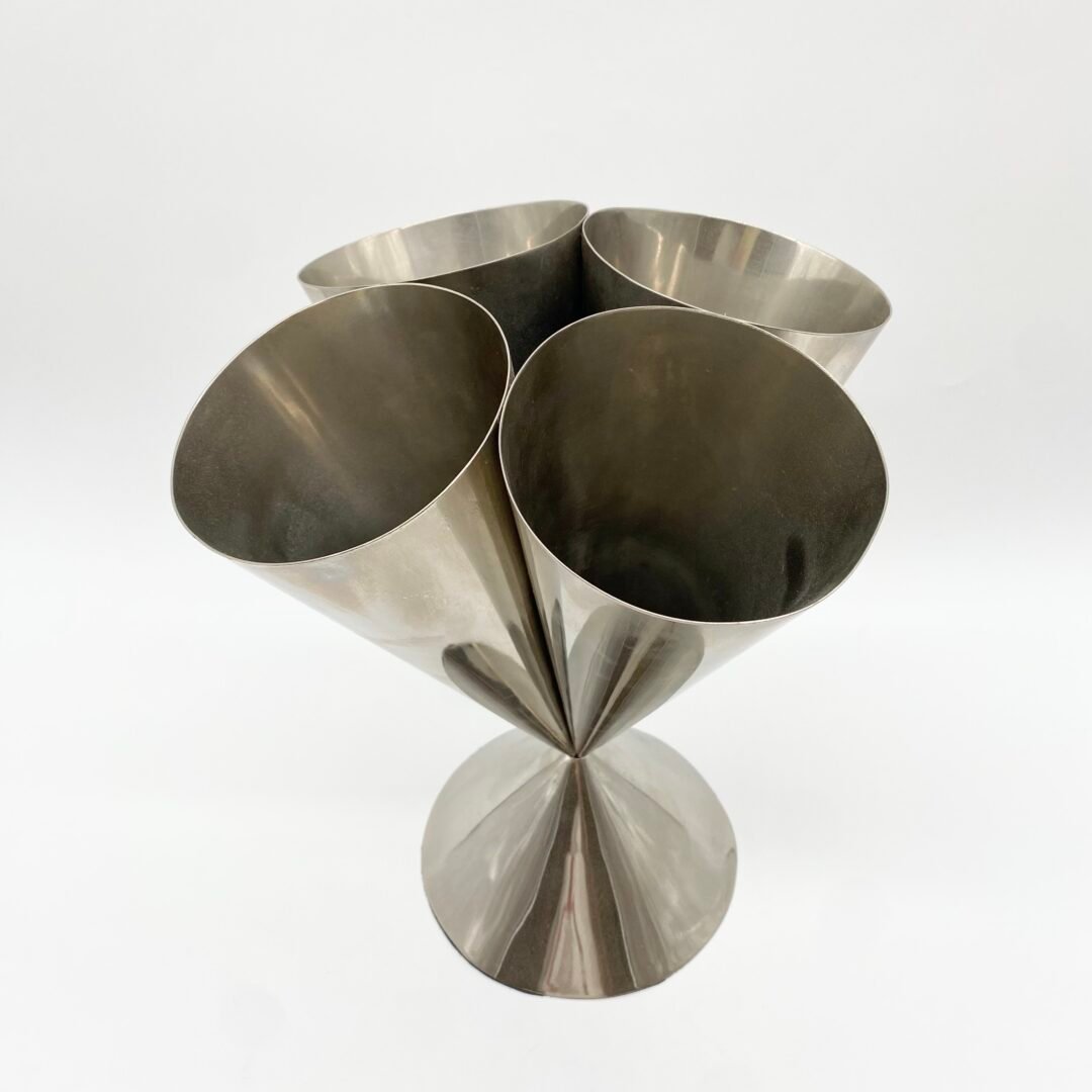 VASE "SPACE AGE" / ALUMINIUM – 1970s