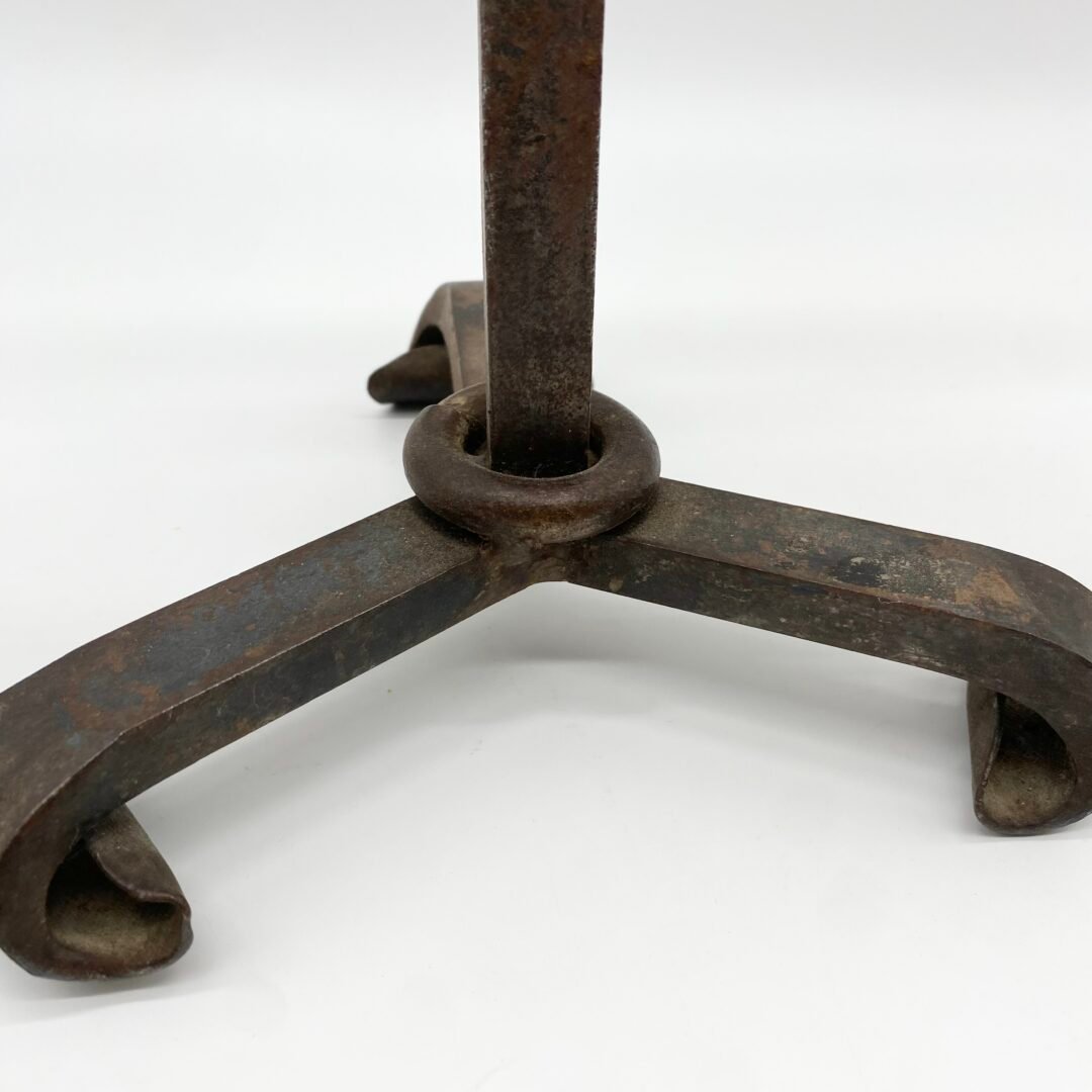 CHANDELIER BRUTALISTE / FER FORGÉ – TRAVAIL ARTISANAL – Image 7