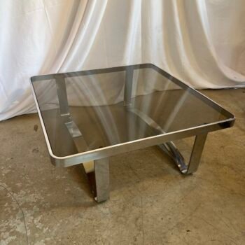 •TABLE BASSE CARRÉE-CHROME, 1970s