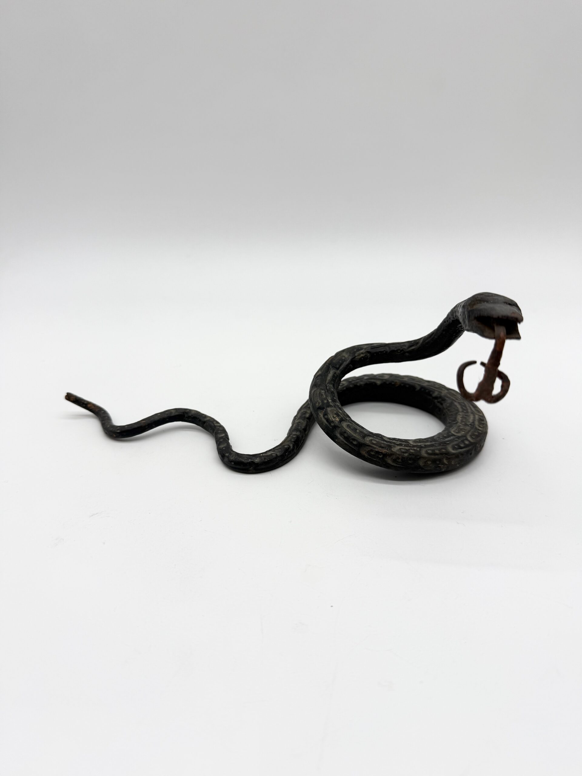 SCULPTURE SERPENT EN FER FORGÉ, 1950s