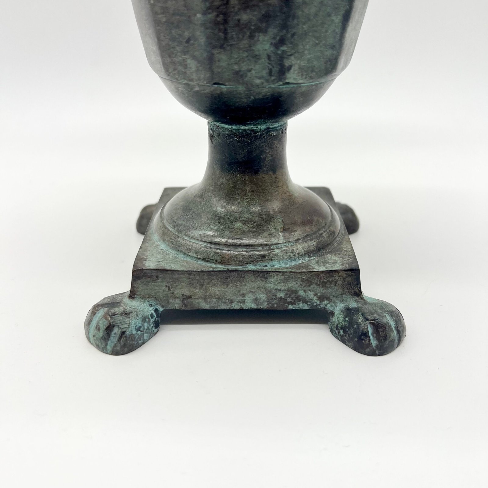 PAIRE DE VASES "MÉDICIS" VERT-DE-GRIS – 1950s – Image 4