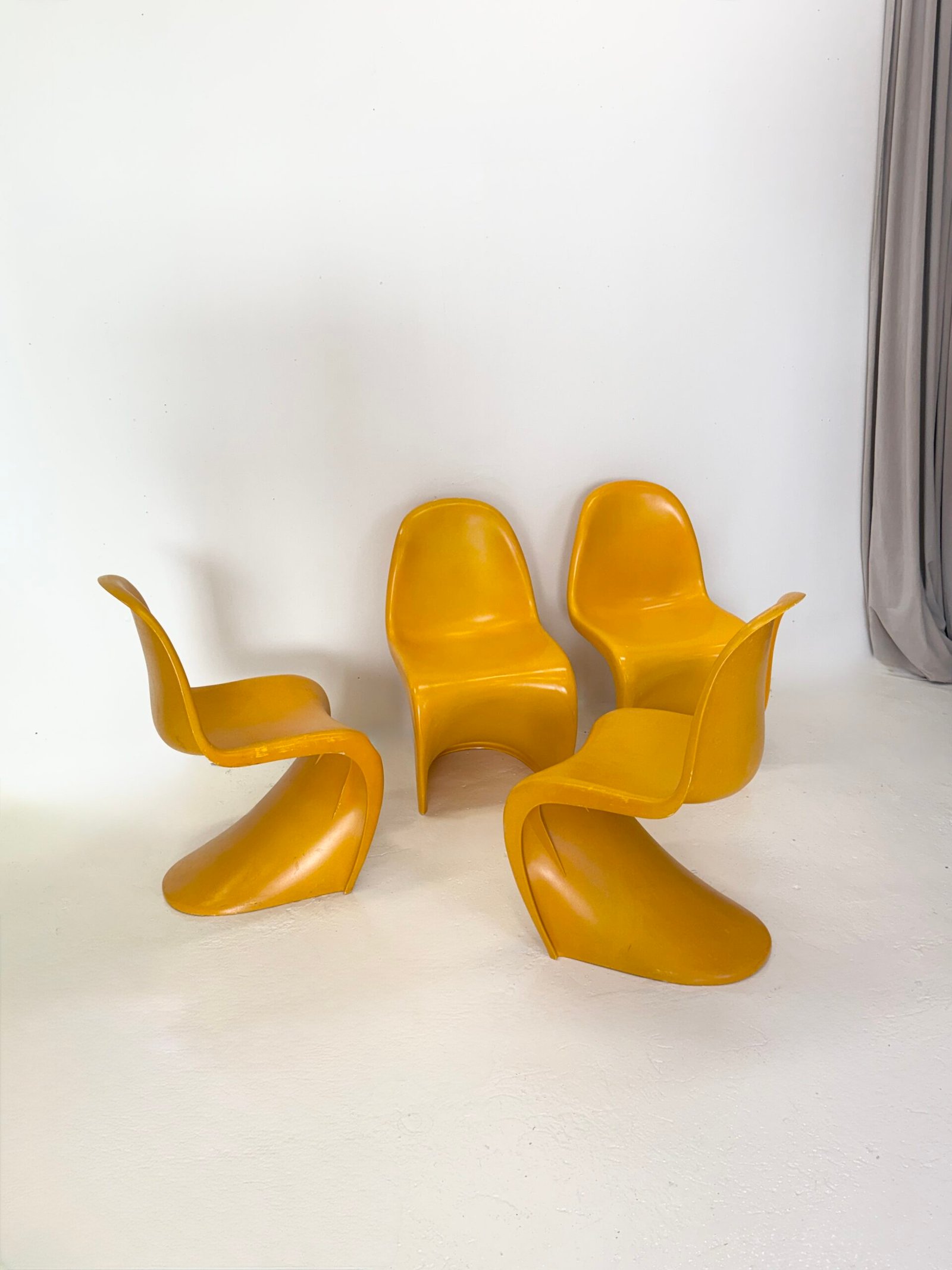 SUITE DE CHAISES DLG “PANTON” – 1970s – Image 5