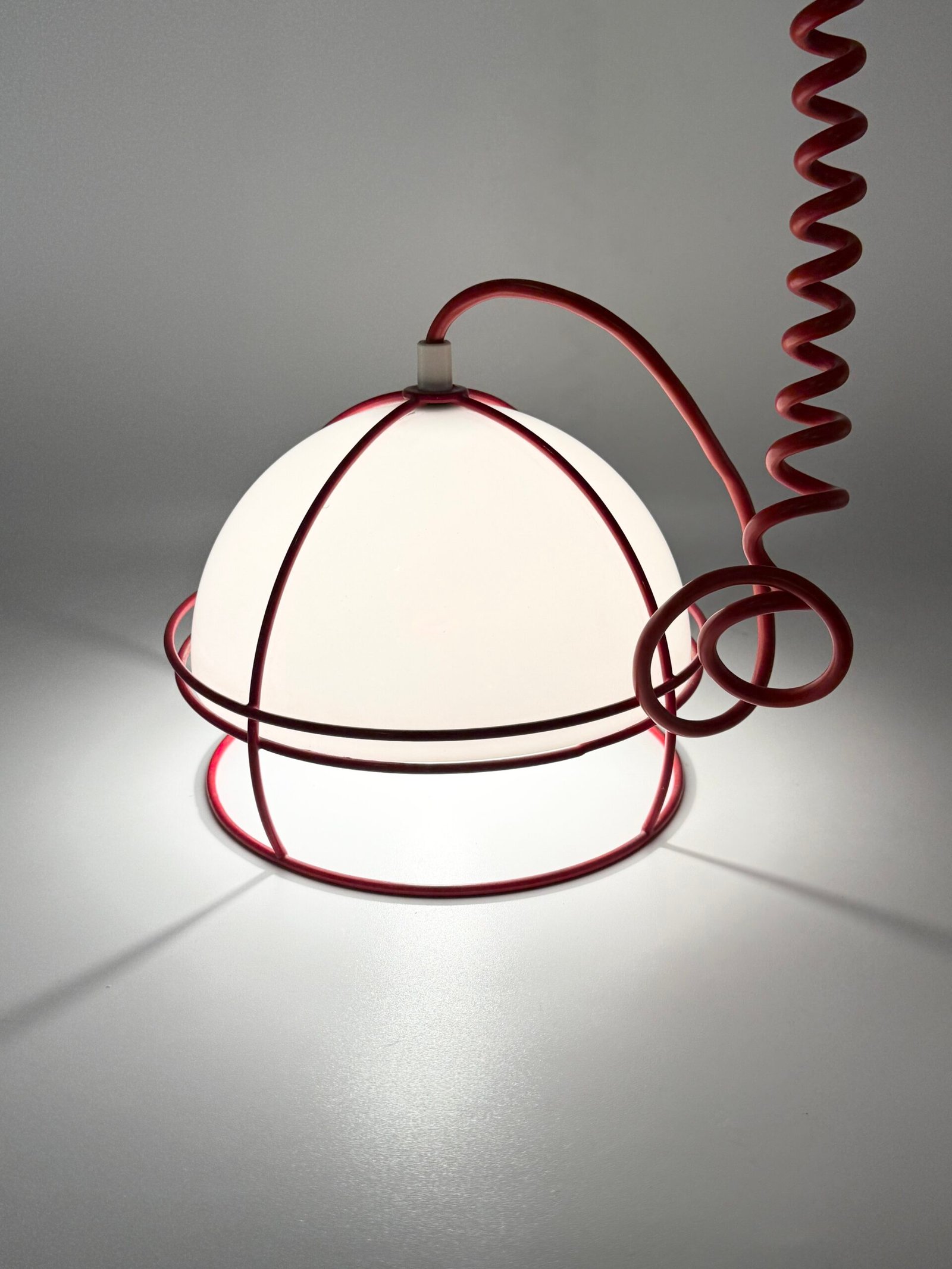 SUSPENSION POSTMODERNE "GRID" ROUGE, 1970s