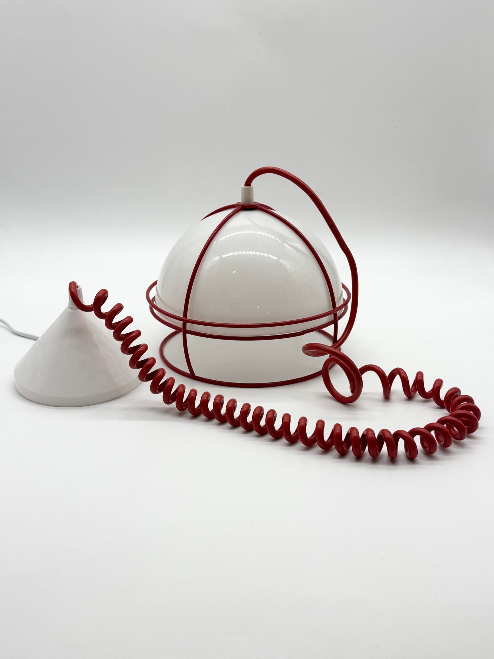 SUSPENSION POSTMODERNE "GRID" ROUGE, 1970s – Image 2